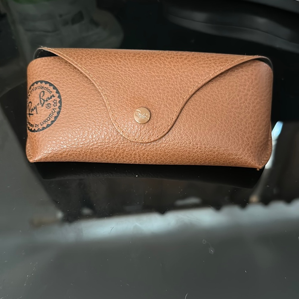 Ray ban sunglasses case